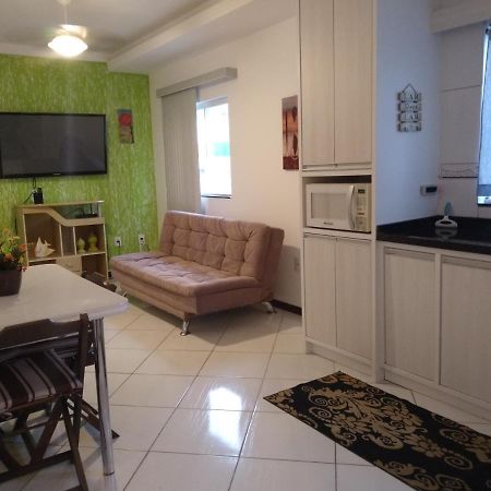 Otimo Apartamento Na Praia Dos Ingleses Gaivotas 70M Do Mar Florianopolis Exterior photo
